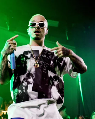 Live concert by The Green