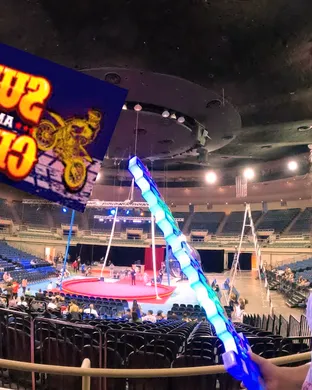 Super Hawaiian Circus