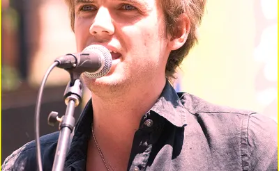 Tyler Hilton