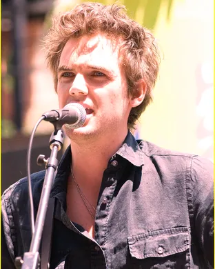 Tyler Hilton